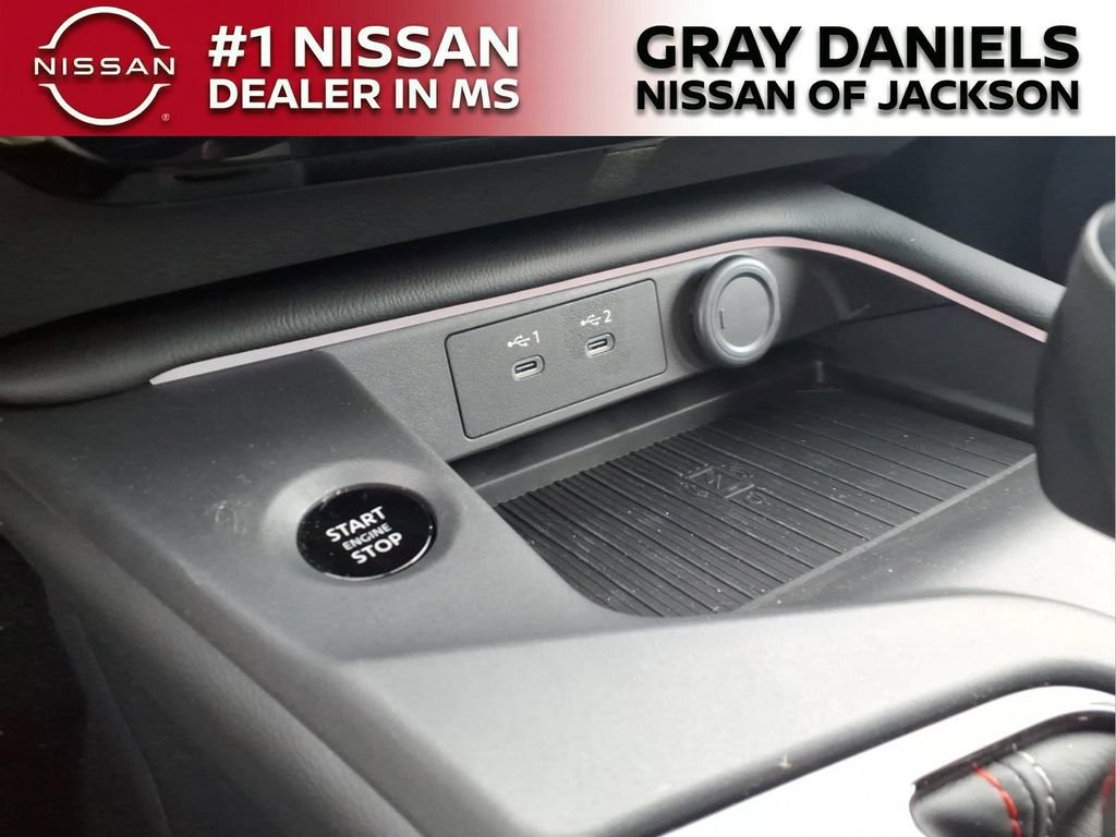 New 2026 Nissan Sentra SR w/ SR Premium Package FWD image 17