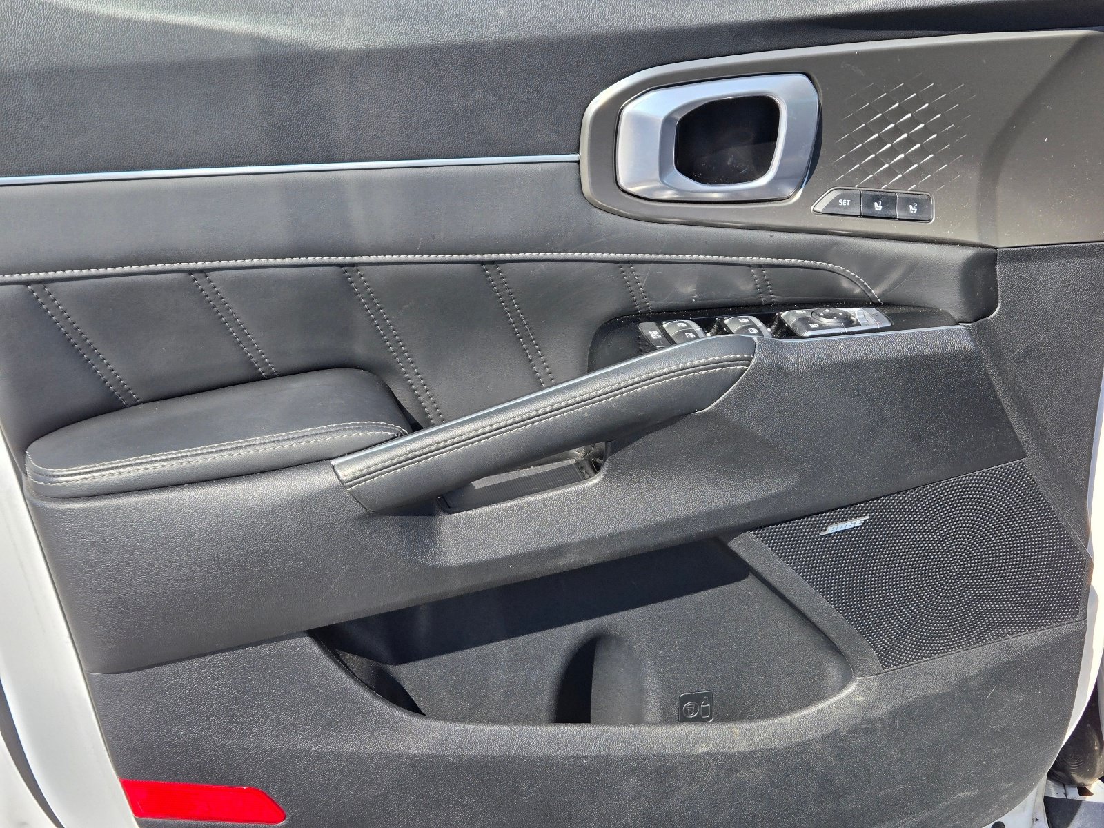 Used 2022 Kia Sorento SX FWD image 13