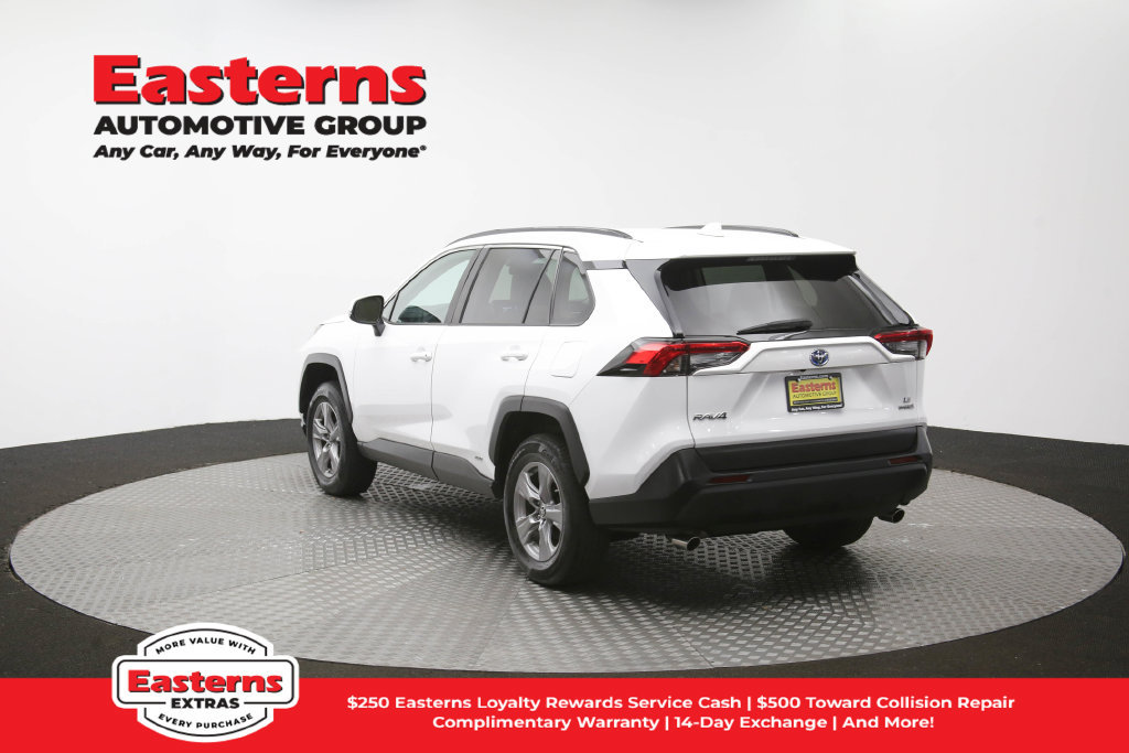 Used 2023 Toyota RAV4 LE AWD/4WD image 64