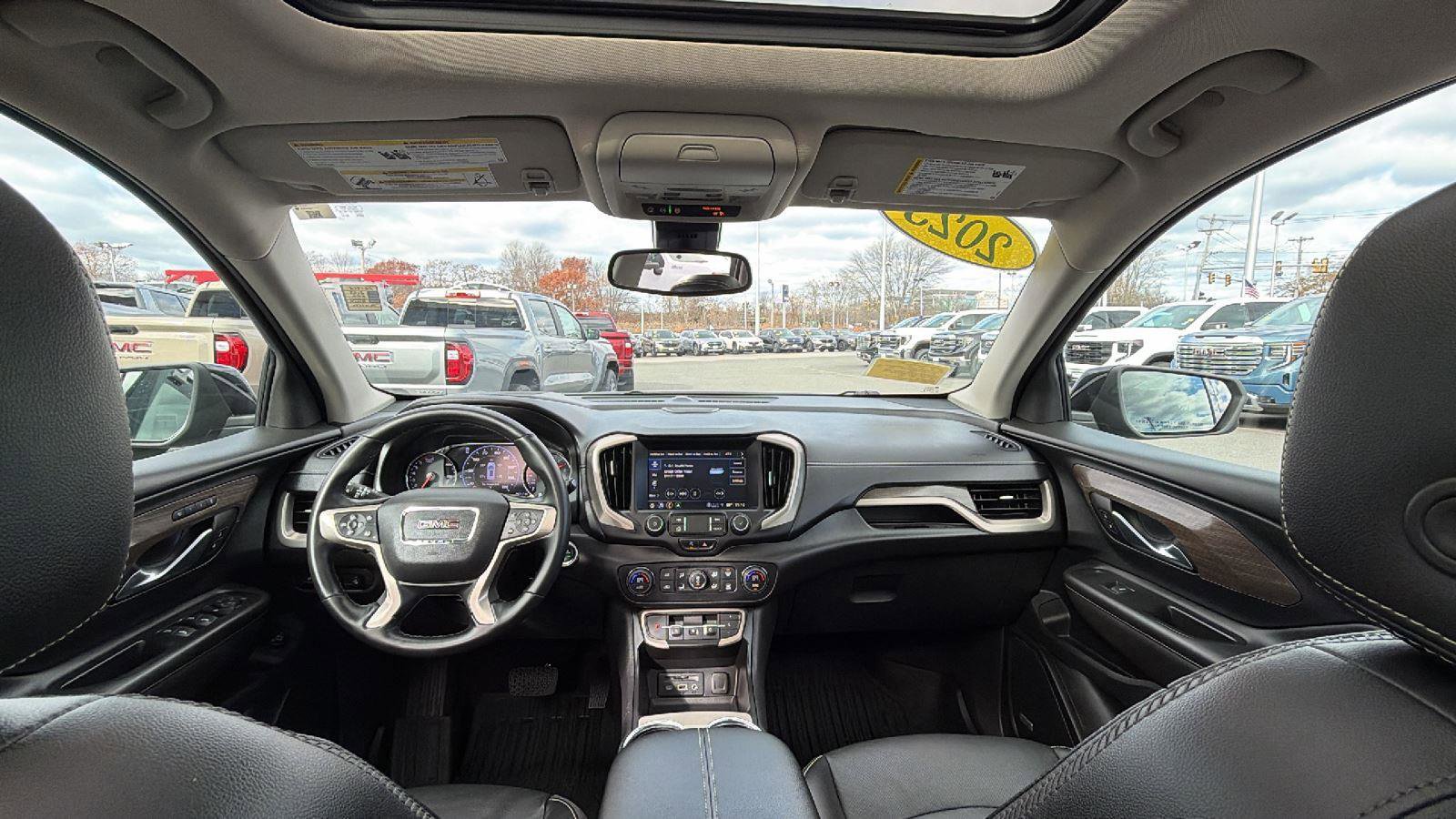 Used 2023 GMC Terrain Denali image 24