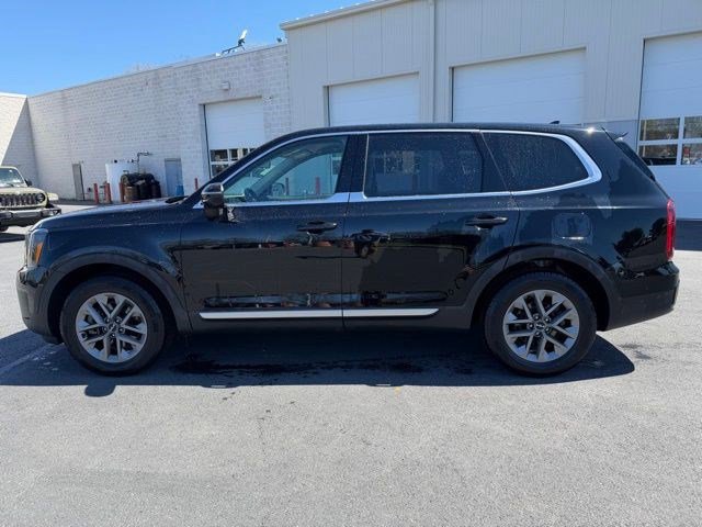 Used 2023 Kia Telluride LX image 11