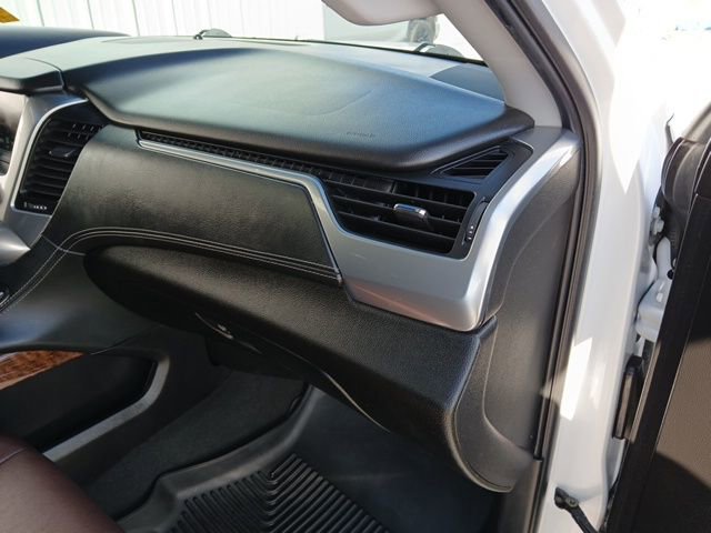 Used 2019 Chevrolet Suburban Premier w/ Premier Plus Edition image 10