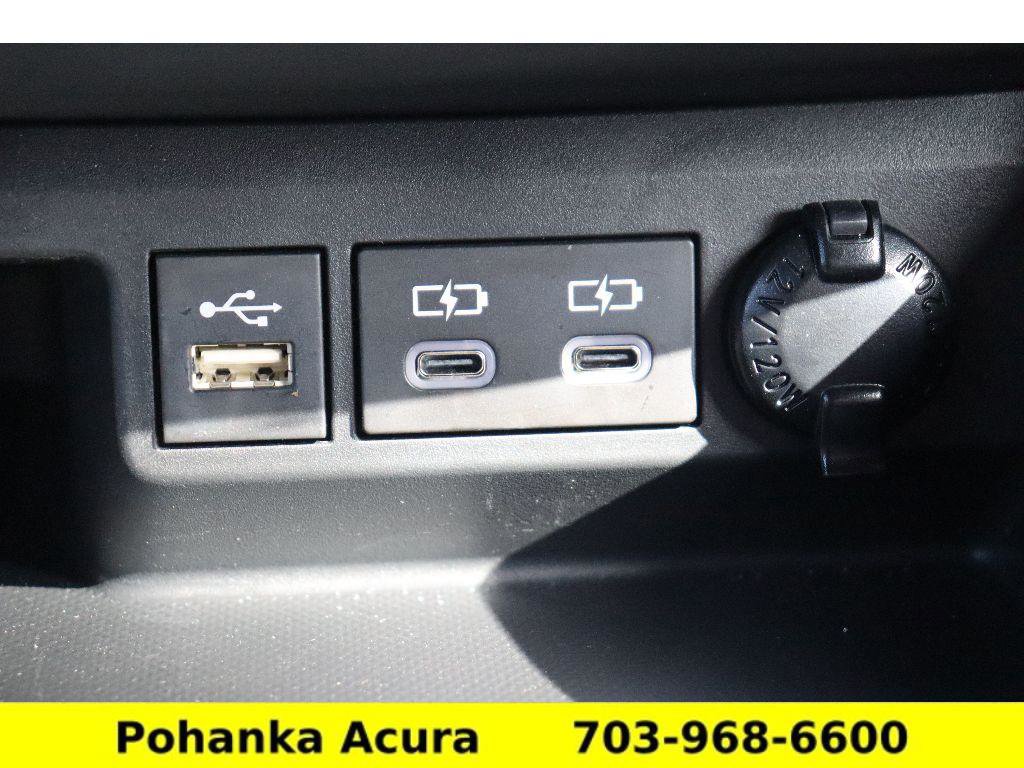 Used 2023 Toyota Highlander XSE image 18