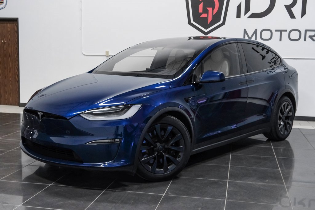 Used 2022 Tesla Model X image 8