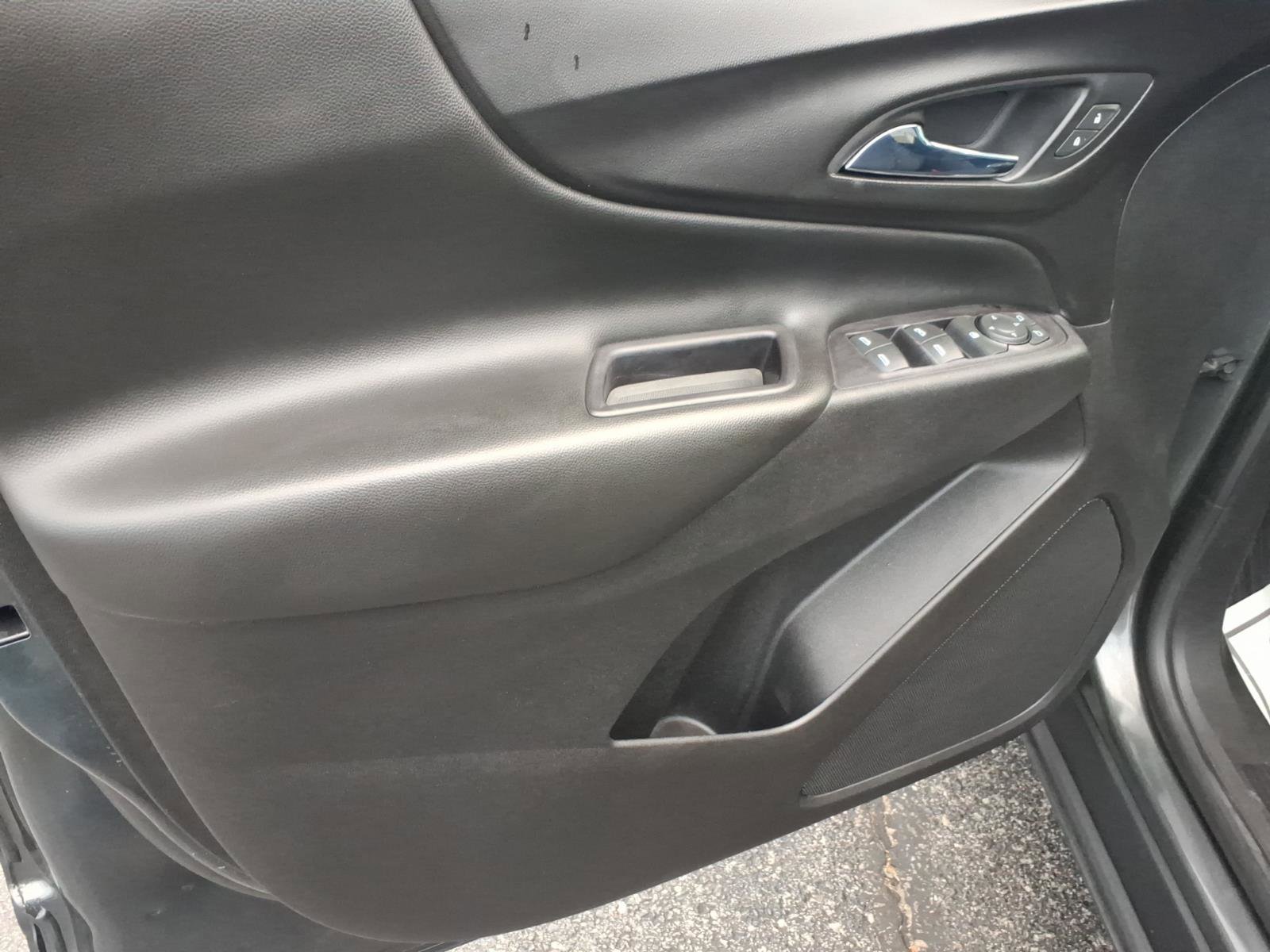 Used 2019 Chevrolet Equinox LT image 12