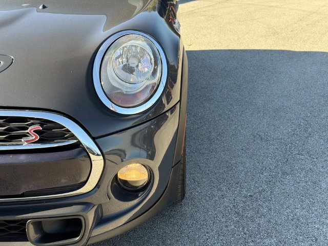 Used 2016 MINI Cooper S FWD image 9