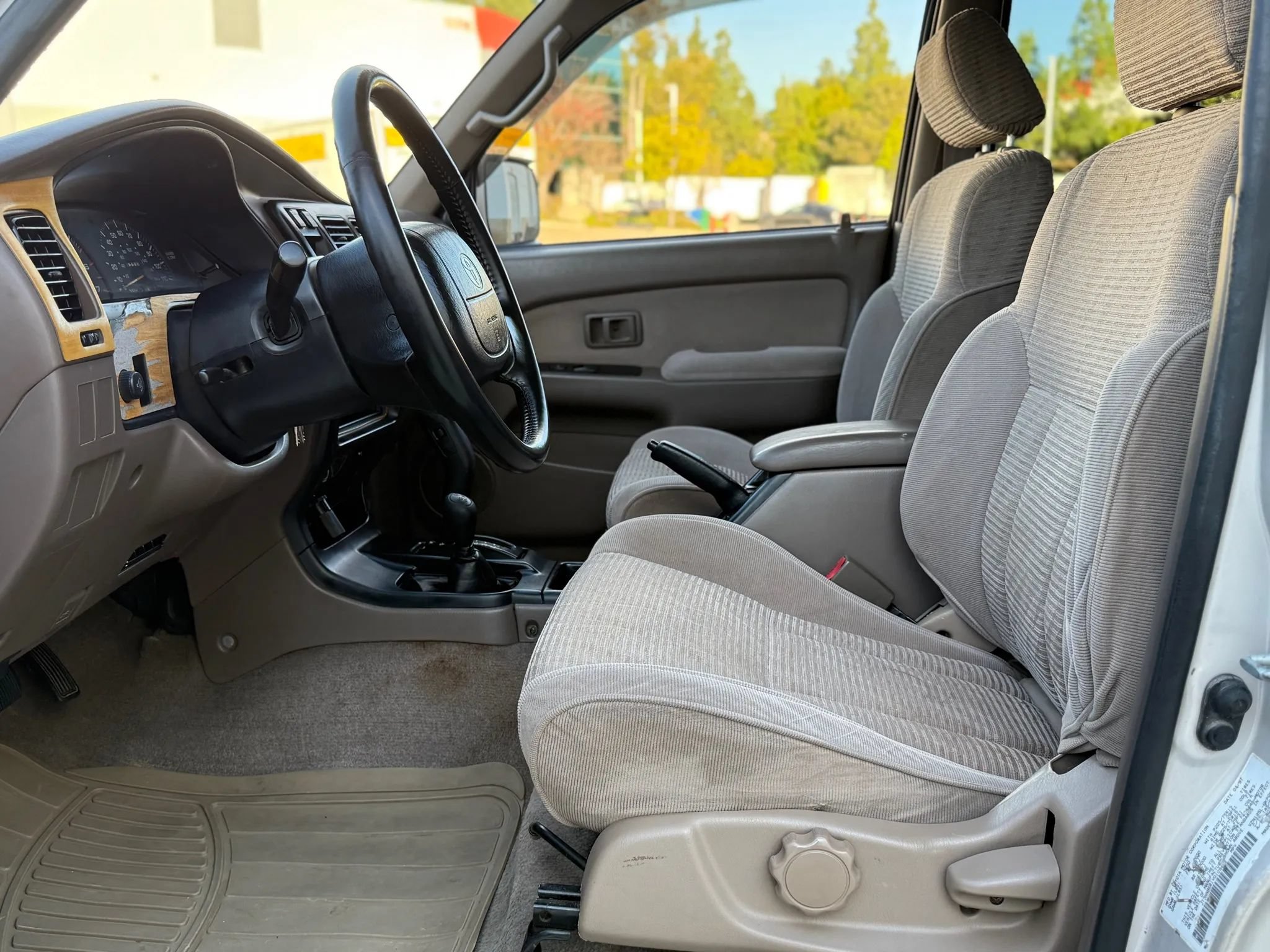 Used 1997 Toyota 4Runner SR5 AWD/4WD image 19