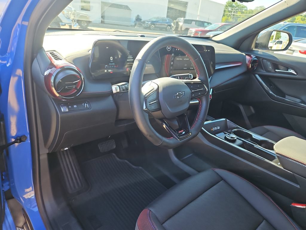 Used 2026 Chevrolet Equinox RS w/ Convenience Package III FWD image 19