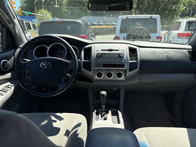 Used 2006 Toyota Tacoma PreRunner RWD image 11