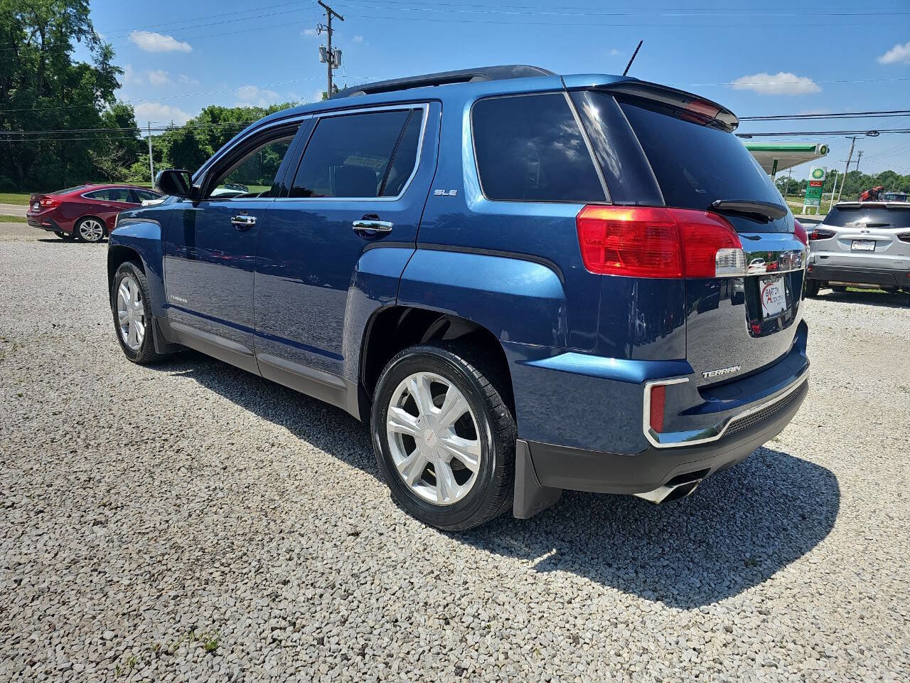 Used 2017 GMC Terrain SLE w/ Chrome Edition image 5