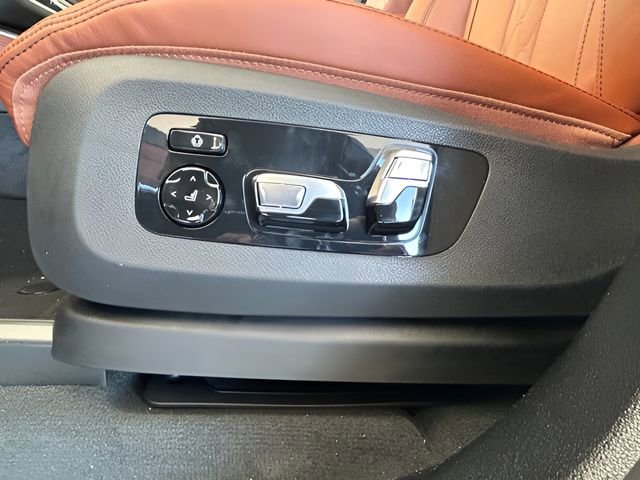 New 2026 BMW X5 sDrive40i w/ M Sport Package RWD image 15