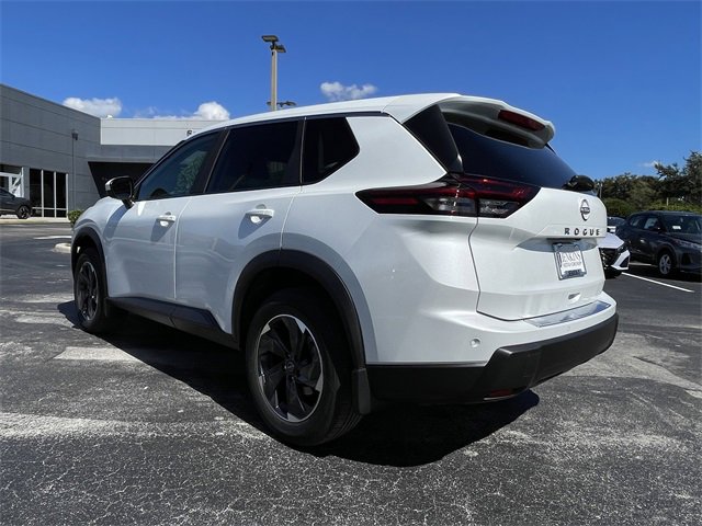 New 2026 Nissan Rogue SV image 7