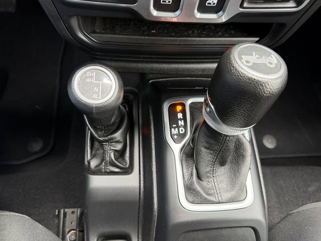 Used 2018 Jeep Wrangler Sport image 24