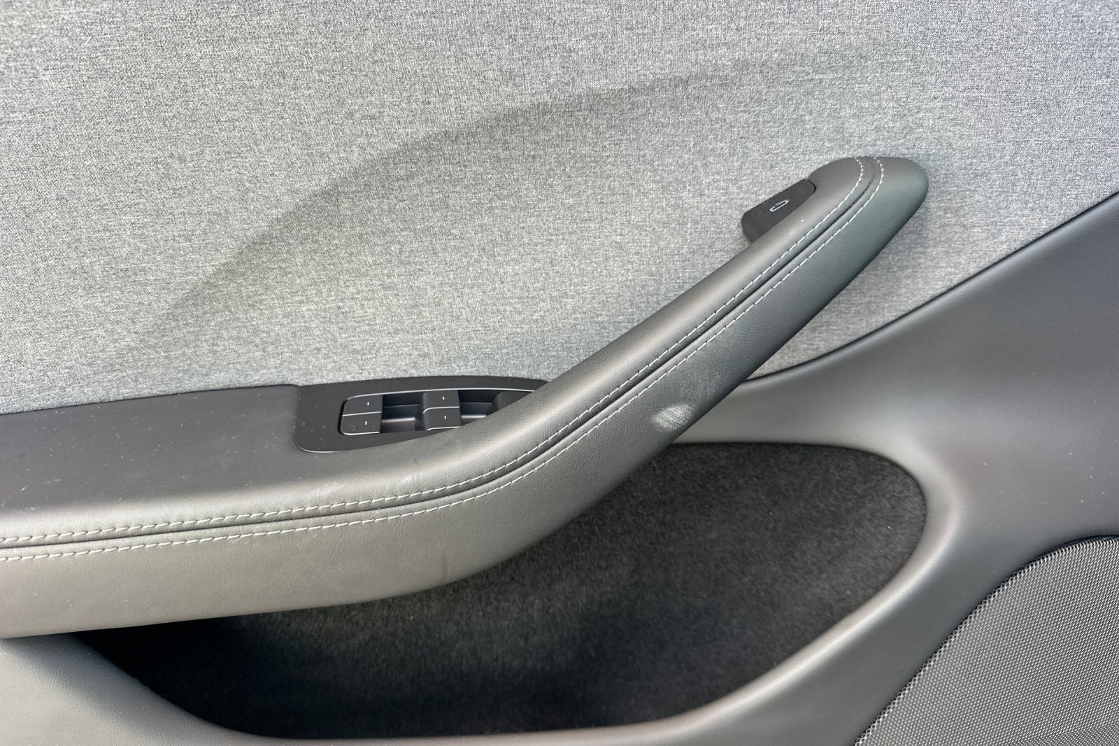 Used 2024 Tesla Model 3 Standard Range RWD image 12
