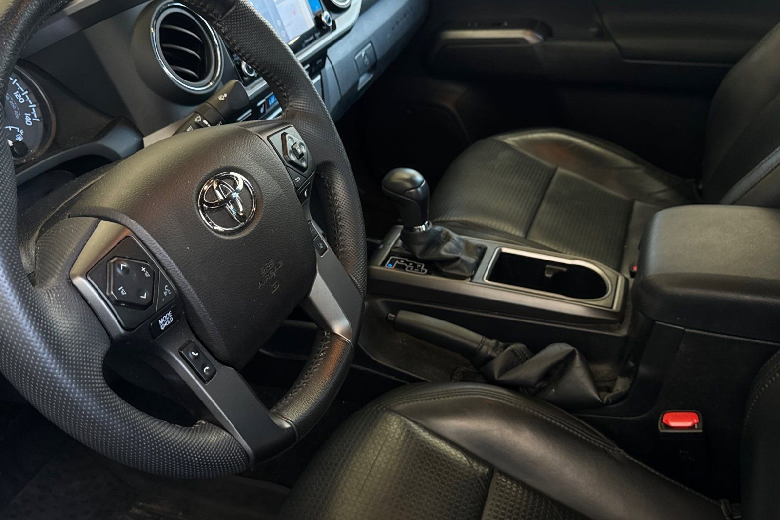 Used 2021 Toyota Tacoma TRD Sport w/ TRD Premium Sport Package RWD image 7