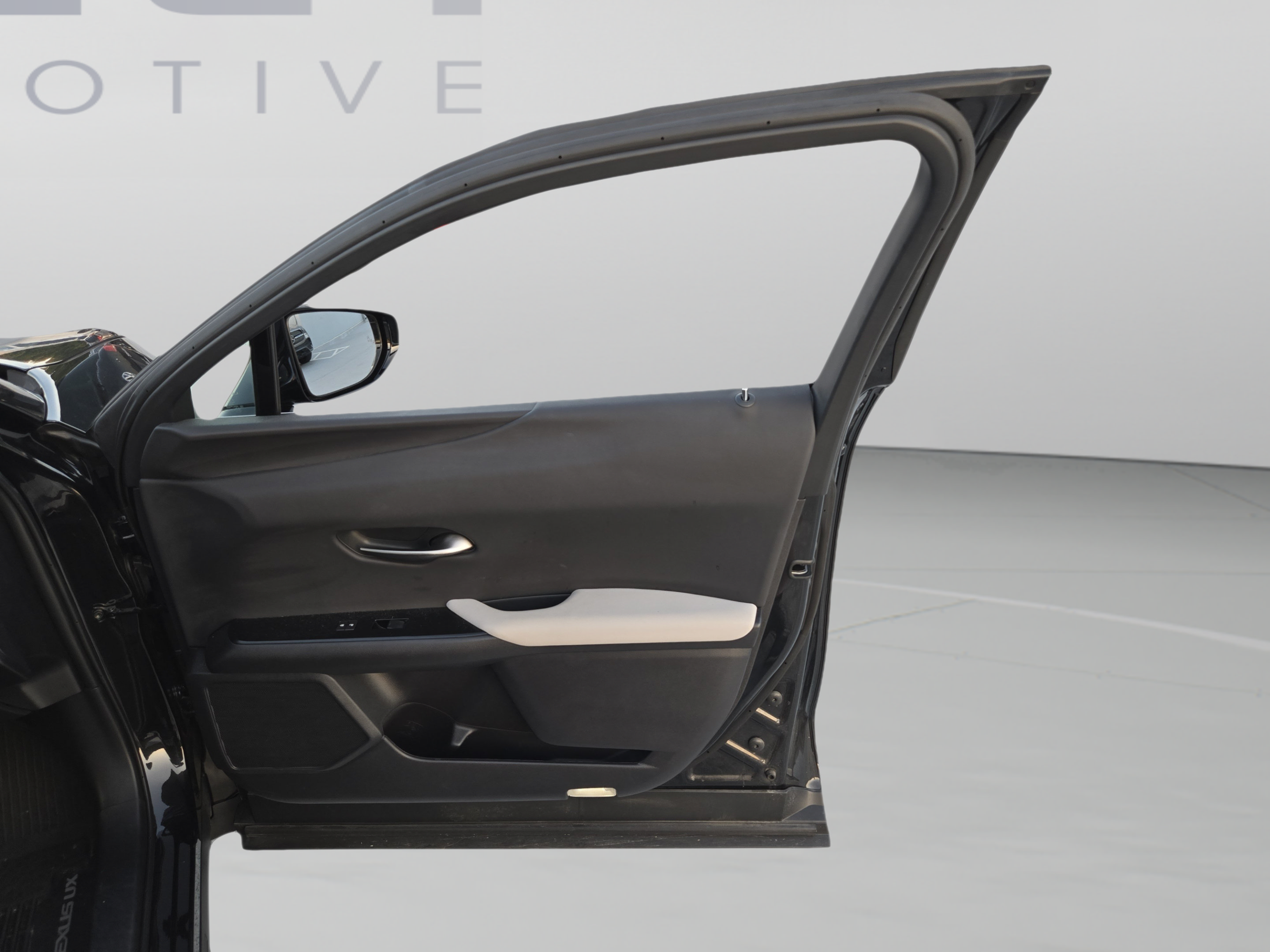 Certified 2024 Lexus UX 250h FWD image 27