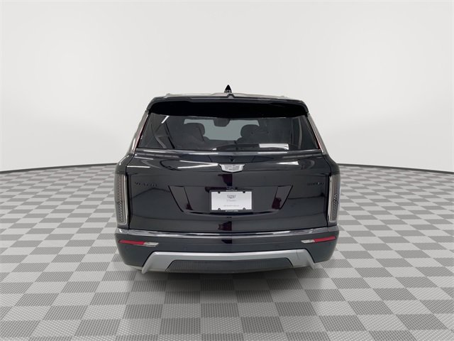New 2026 Cadillac Vistiq Sport w/ LPO, Floor Liner Package image 9