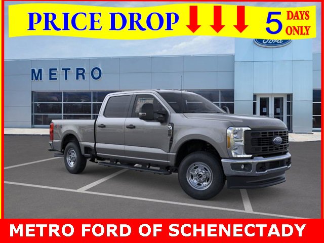New 2026 Ford F250 XL w/ XL Chrome Package