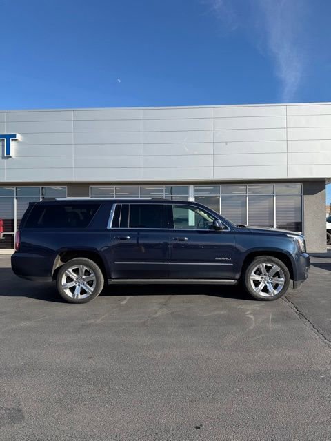 Used 2019 GMC Yukon XL Denali w/ Denali Ultimate Package