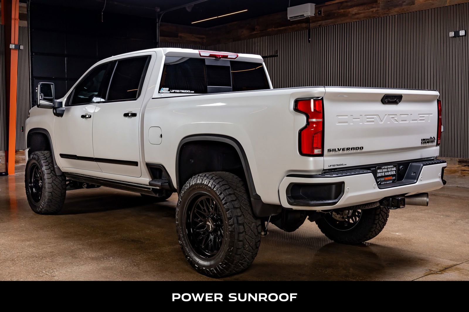 Used 2025 Chevrolet Silverado 2500 High Country w/ Technology Package image 7