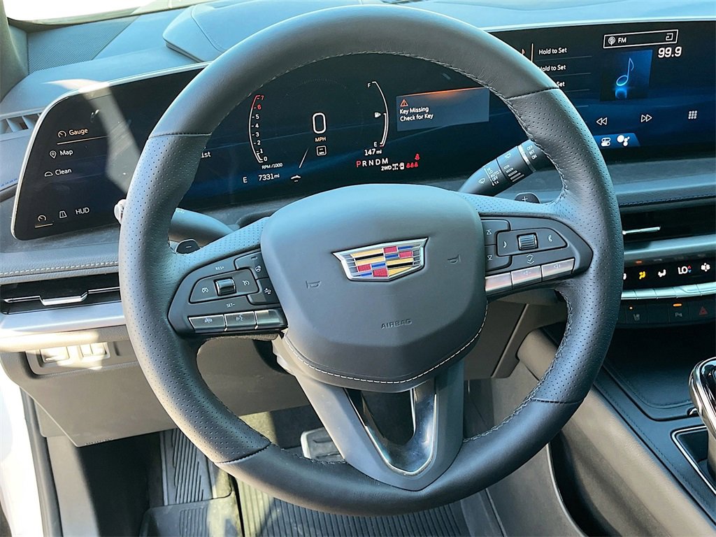 Used 2024 Cadillac XT4 Sport image 11