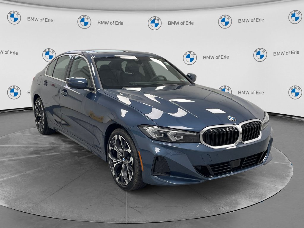 New 2026 BMW 330i xDrive Sedan w/ Premium Package AWD/4WD image 5