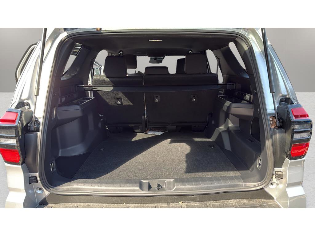 Used 2025 Toyota 4Runner SR5 RWD image 17