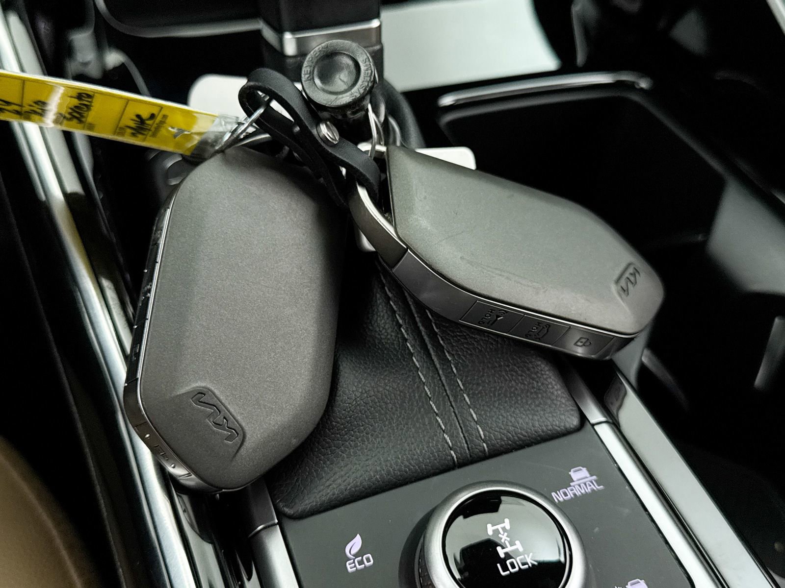 Certified 2024 Kia Sorento SX Prestige w/ Olive Brown Leather Package AWD/4WD image 44