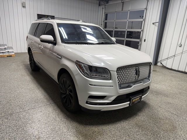 Used 2020 Lincoln Navigator Reserve w/ Equipment Group 208A Reserve AWD/4WD image 16