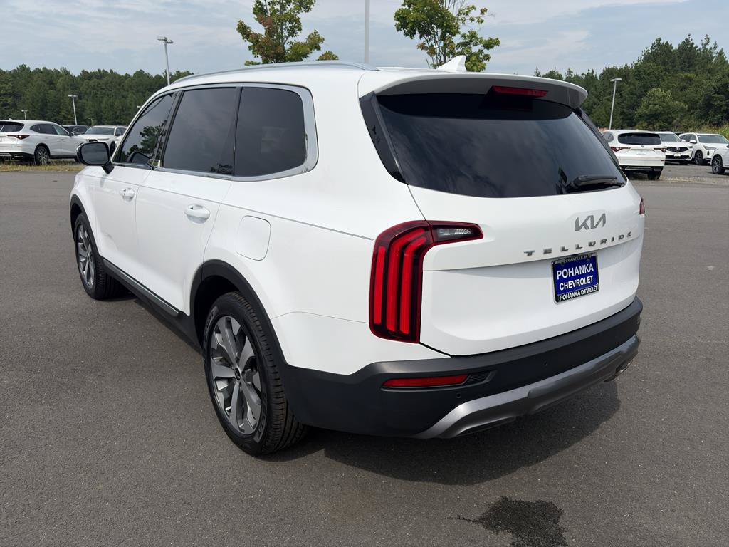 Used 2022 Kia Telluride EX w/ EX Premium Package FWD image 5