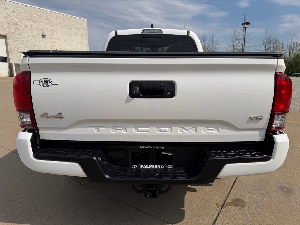 Used 2023 Toyota Tacoma SR5 w/ Technology Package image 4
