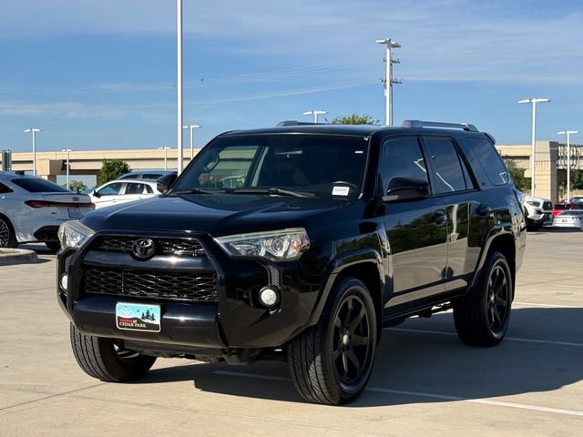 Used 2015 Toyota 4Runner SR5 image 8