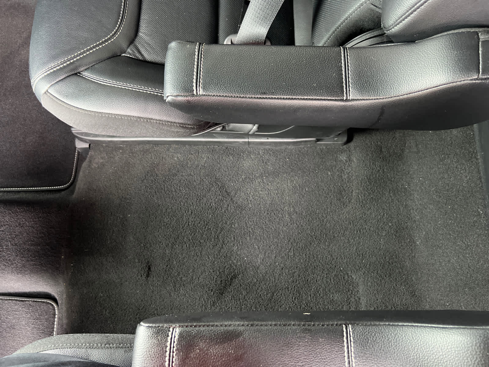 Used 2023 Ford Explorer ST w/ Equipment Group 401A AWD/4WD image 37