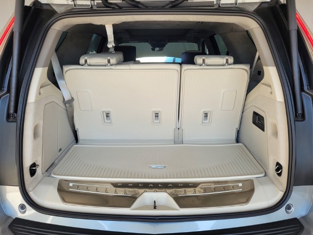 New 2026 Cadillac Escalade Platinum Sport w/ LPO, ONYX Package AWD/4WD image 26