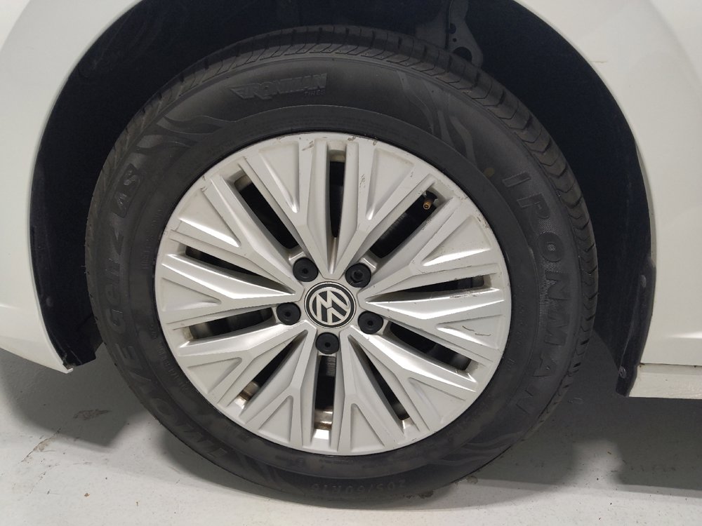 Used 2020 Volkswagen Jetta S w/ Driver Assistance Package image 31