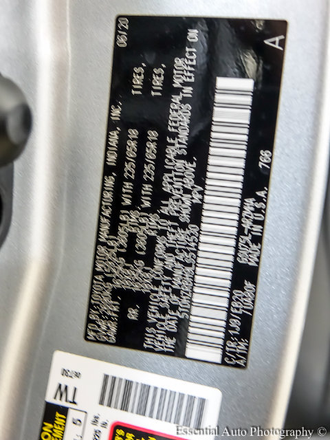 Used 2020 Toyota Highlander XLE AWD/4WD image 29
