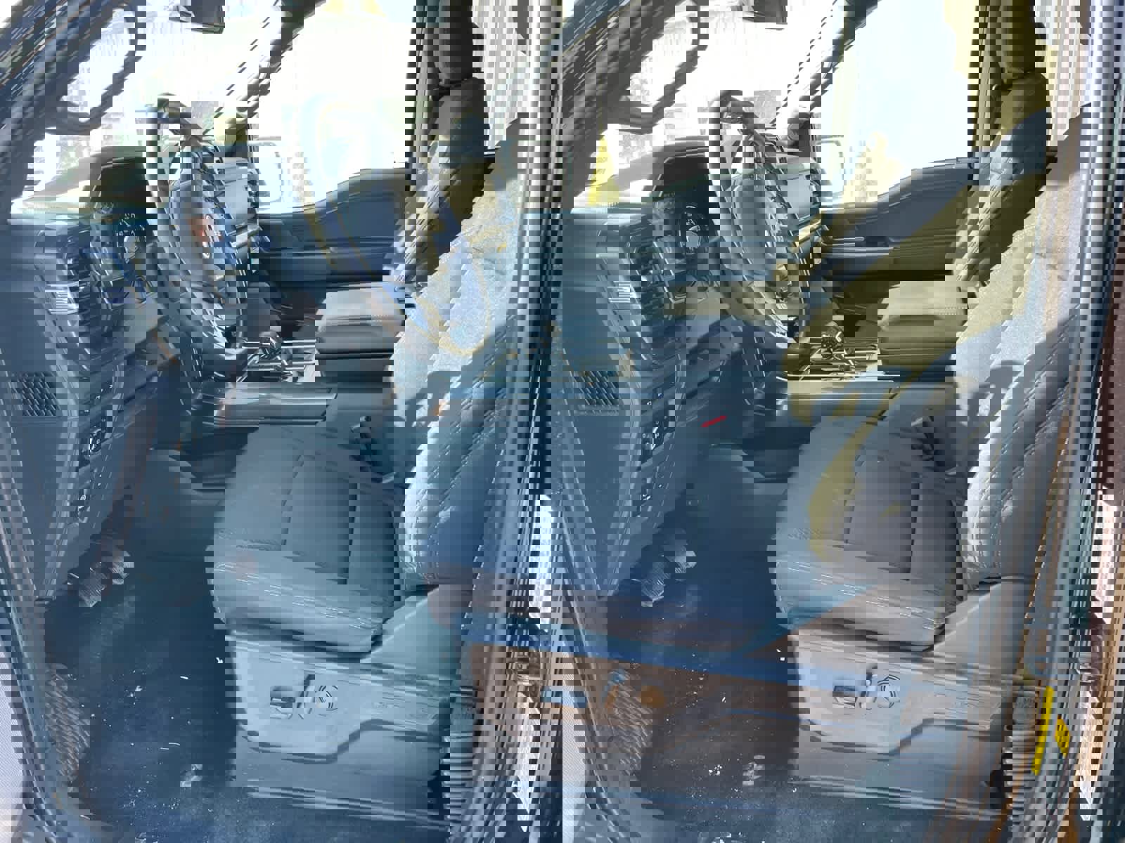 Used 2023 Ford F150 XLT w/ Equipment Group 302A High image 9