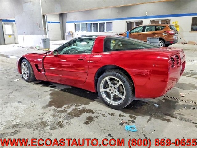 Used 2001 Chevrolet Corvette Coupe w/ Preferred Equipment Group1 RWD image 2
