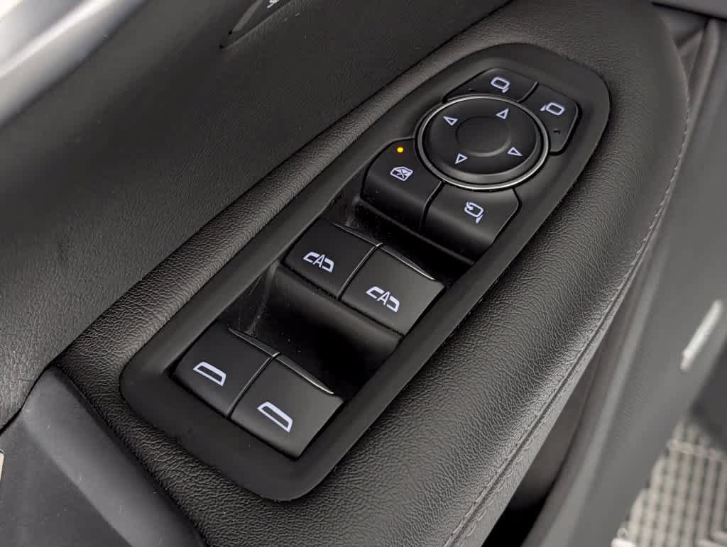 Used 2022 Cadillac XT5 Premium Luxury w/ Technology Package FWD image 27