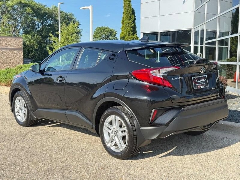 Used 2021 Toyota C-HR LE FWD image 5