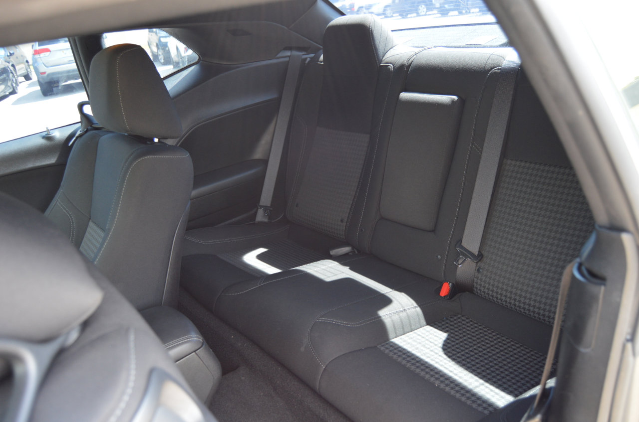 Used 2019 Dodge Challenger SXT image 11