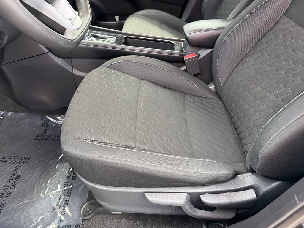 Used 2021 Nissan Kicks SV FWD image 33