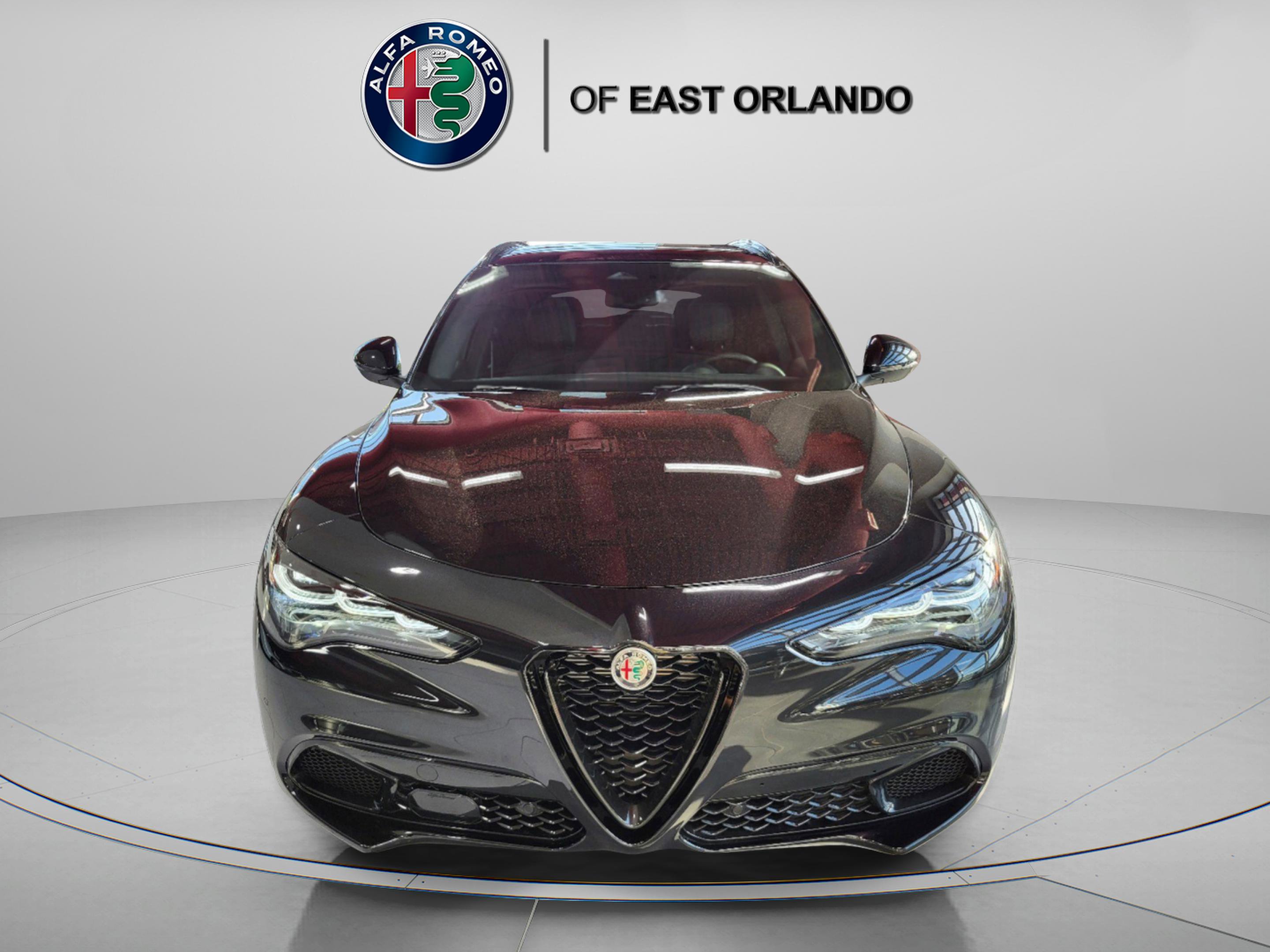 New 2025 Alfa Romeo Stelvio Sprint image 3
