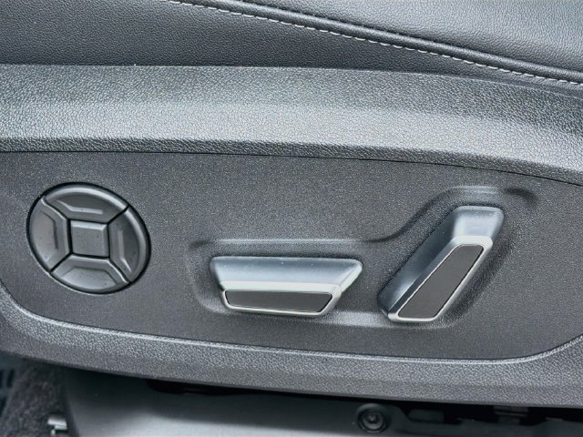New 2026 Audi Q3 quattro 2.0T AWD/4WD image 24