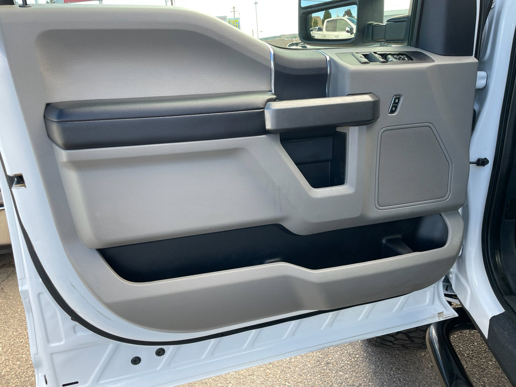 Used 2022 Ford F350 XLT w/ XLT Value Package image 16