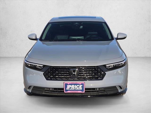 Used 2025 Honda Accord Touring image 2