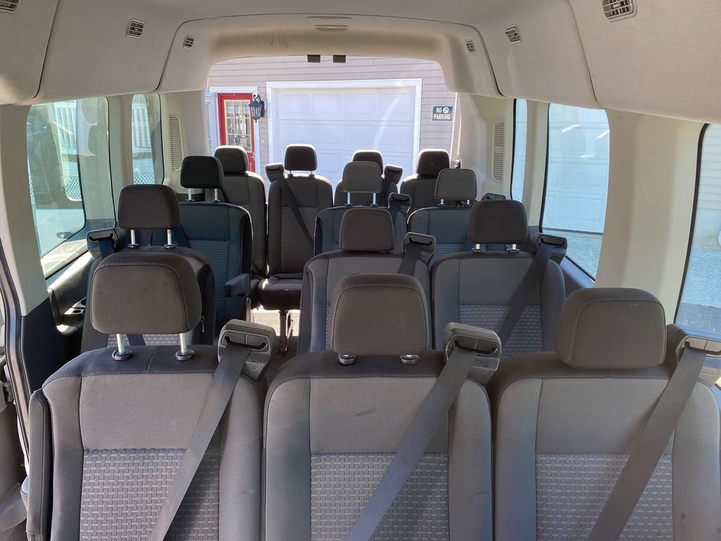 Used 2023 Ford Transit 350 XLT RWD image 28