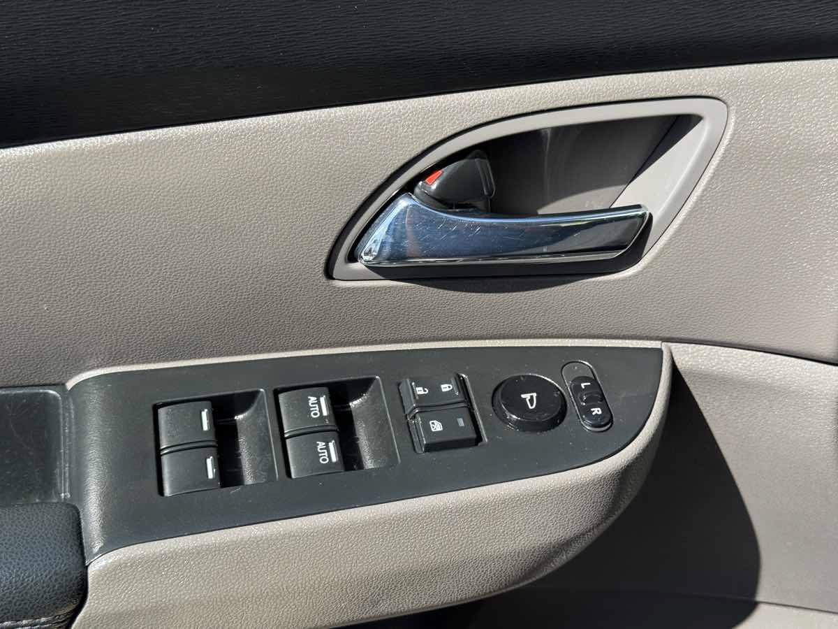Used 2016 Honda Odyssey EX-L image 31