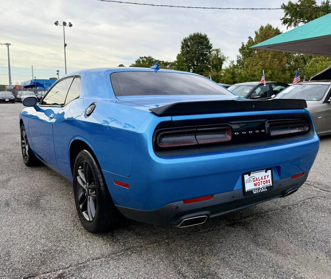 Used 2019 Dodge Challenger GT image 4