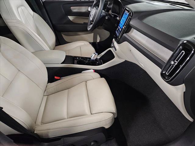 Used 2024 Volvo XC40 B5 Ultimate w/ Protection Package Premier AWD/4WD image 21